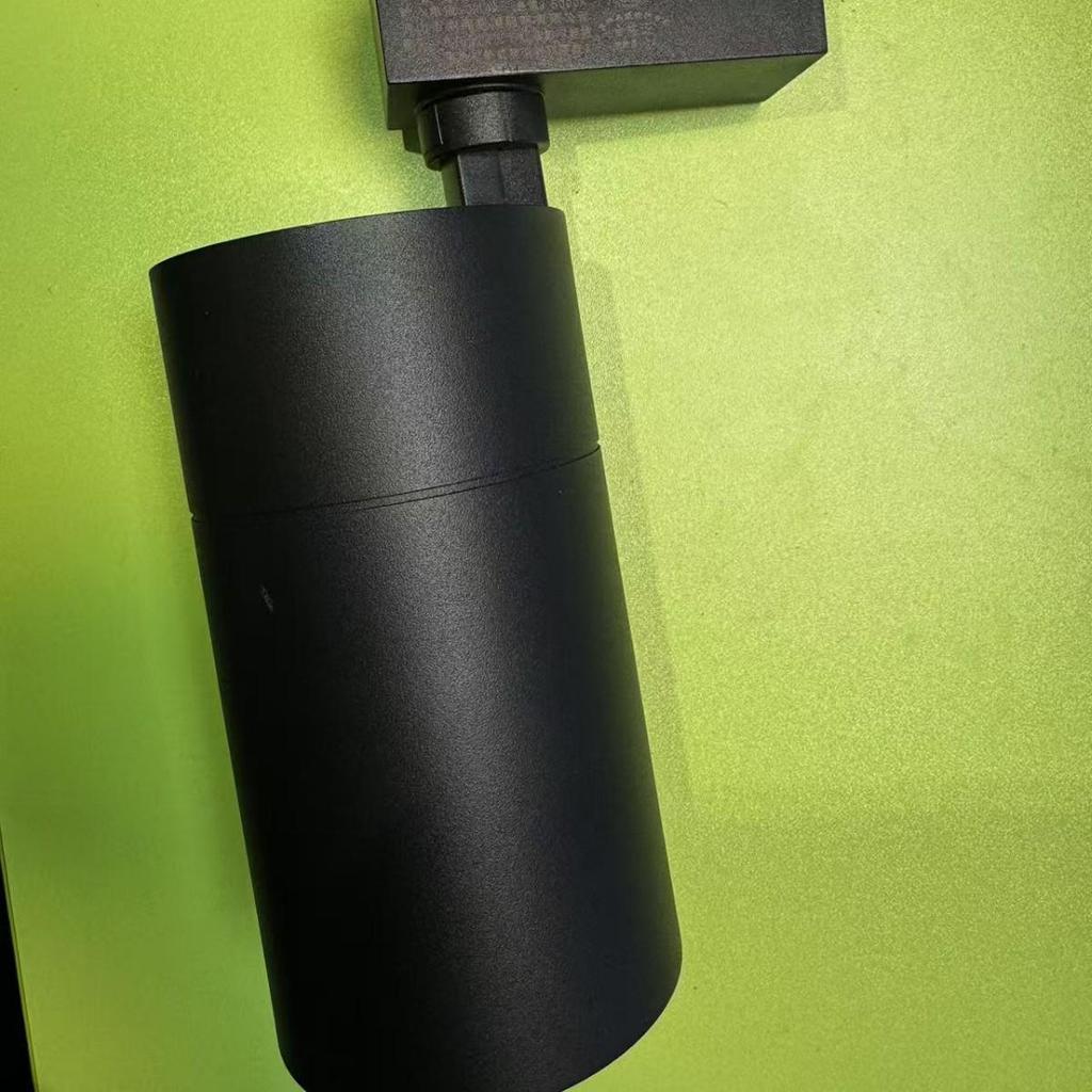Lianpu LED Aluminum Track Light COB Spotlight for Clothing Stores, Showrooms, and Malls