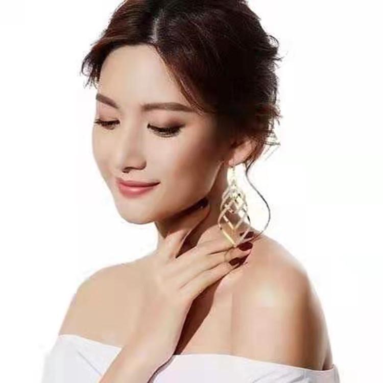 Boucles d'oreilles spirales givrées multicouches Distant Love pour femmes - Accessoires pendentifs longs à la mode