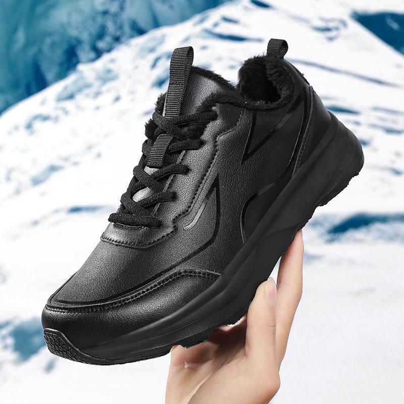 Autumn and Winter Wide Scalp Surface Waterproof Casual Sports Shoes Large Size Velvet Warm Cotton Shoes Black Travel Shoes