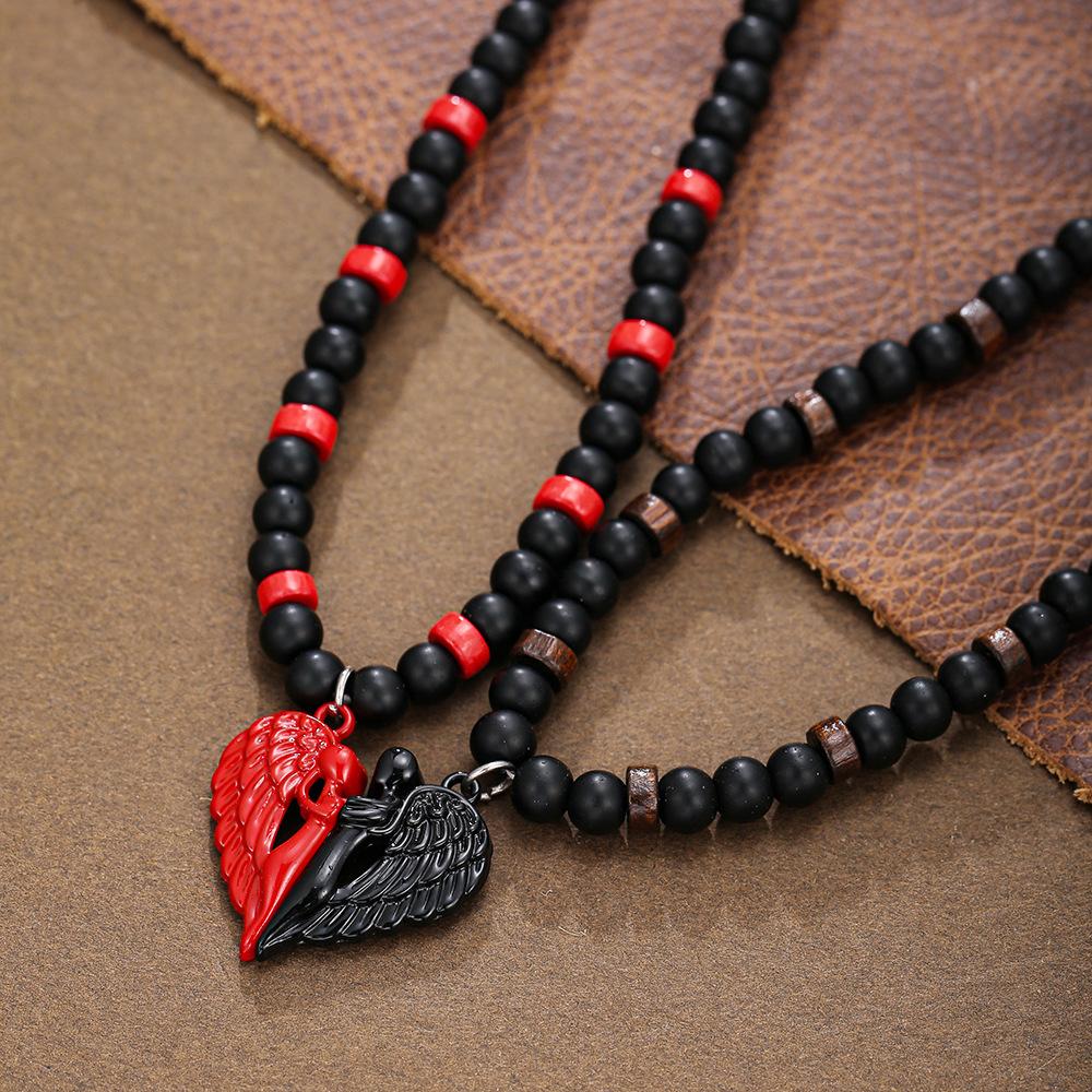 

Модные украшения для женщин чёрный