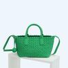 Fashion new lambskin hand-woven handbag wholesale casual versatile vegetable basket genuine leather women's bag messenger bag