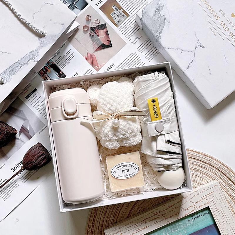 Everyday Essentials Gift Set