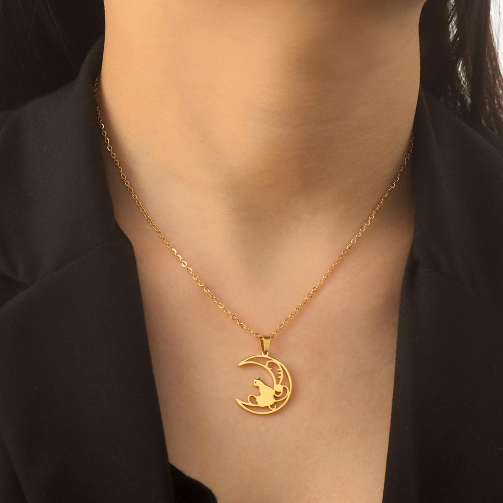 Cazador Crescent Moon Cat Pendant Necklaces for Women Animal Kitten Filigree Neck Chain 2026 Stainless Steel Jewelry Gift Trend