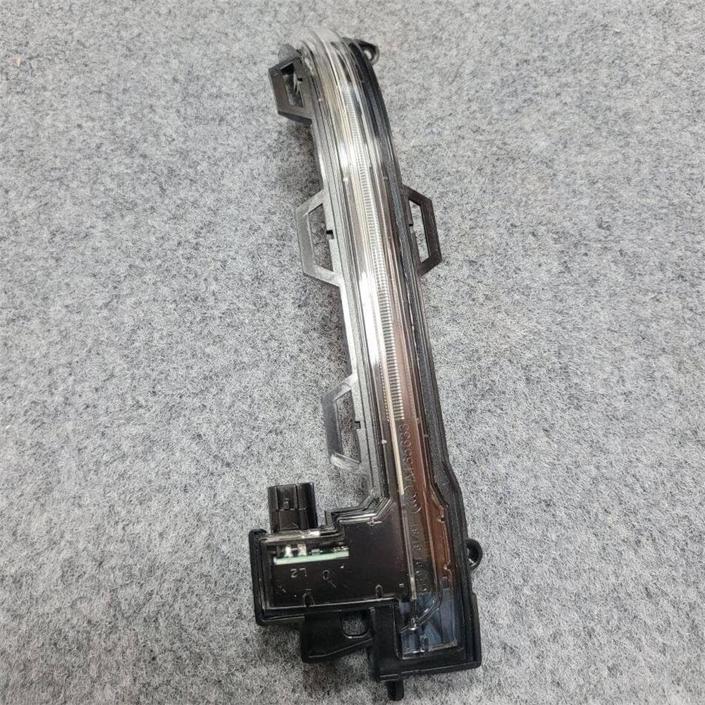 Left Side Mirror Turn Signal Light For BMW X3 X4 X5 X6 F15 2015-2018