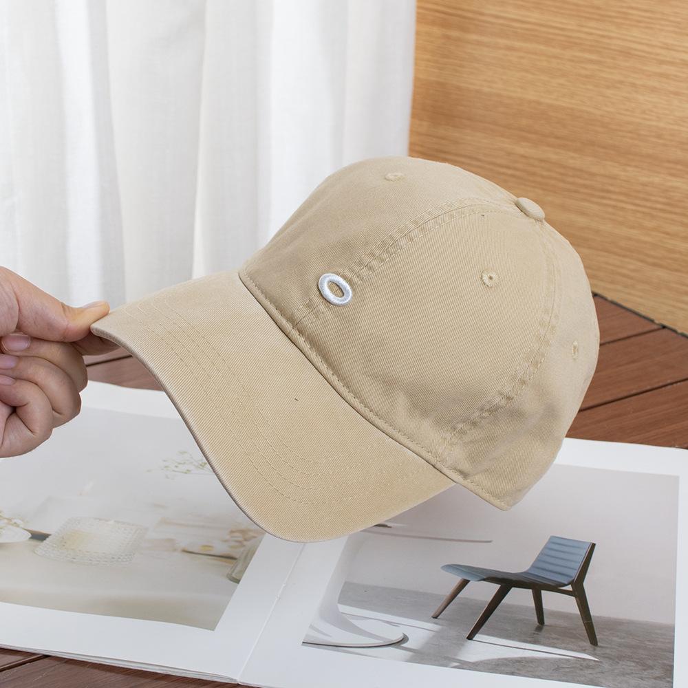 Four Seasons Simple Circle Embroidery Baseball Cap Men's and Women's Alphabet Embroidery Cap Versatile Show Small Face