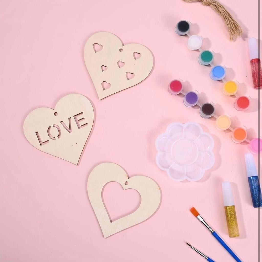 32 Wooden Heart-shaped Handicrafts, Valentine's Day Heart-shaped DIY Adult Handicrafts, Class Gifts, Party Decorations.