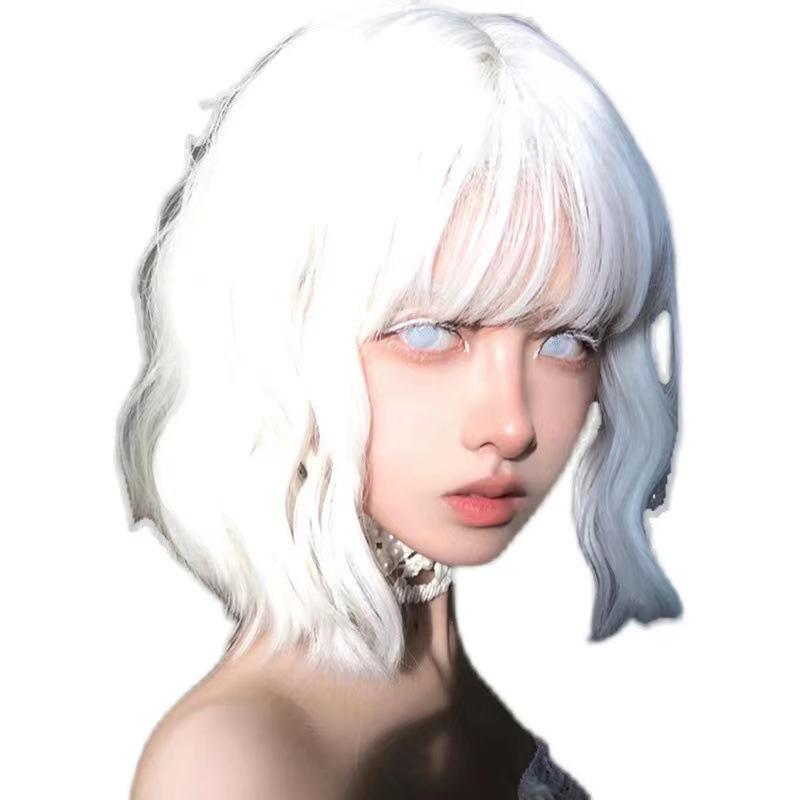 Silver-White Short Curly Wig for Women, Soft Lolita Style, Middle Part, Fashionable European and American Design.