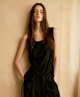 REW Sandly Sleeveless (Black)