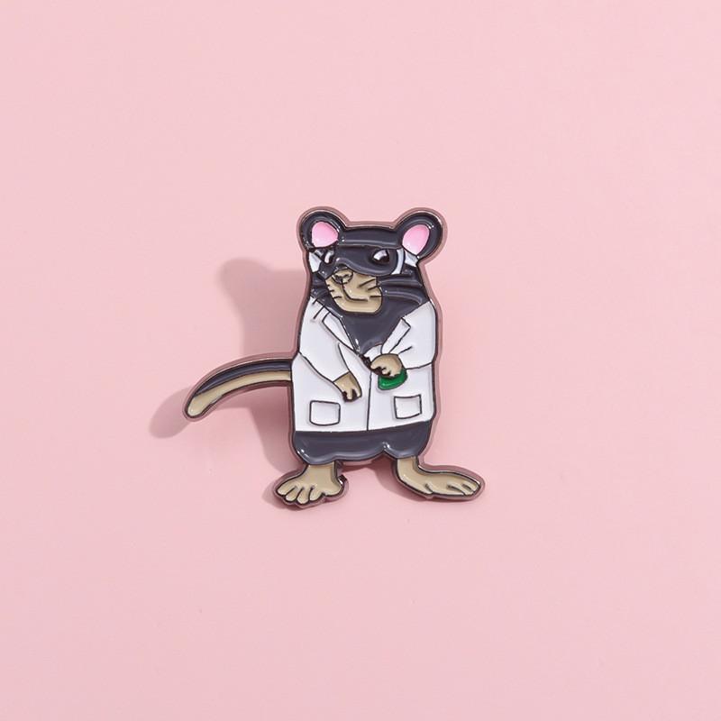 Animal Captivating Brooch Design Showcasing Delightful Mouse In White Coat For Trendy Fashion Lovers