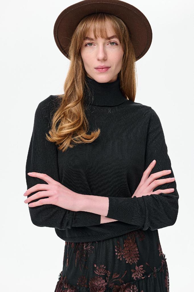 Tonia Black Women's Sweater 36/38