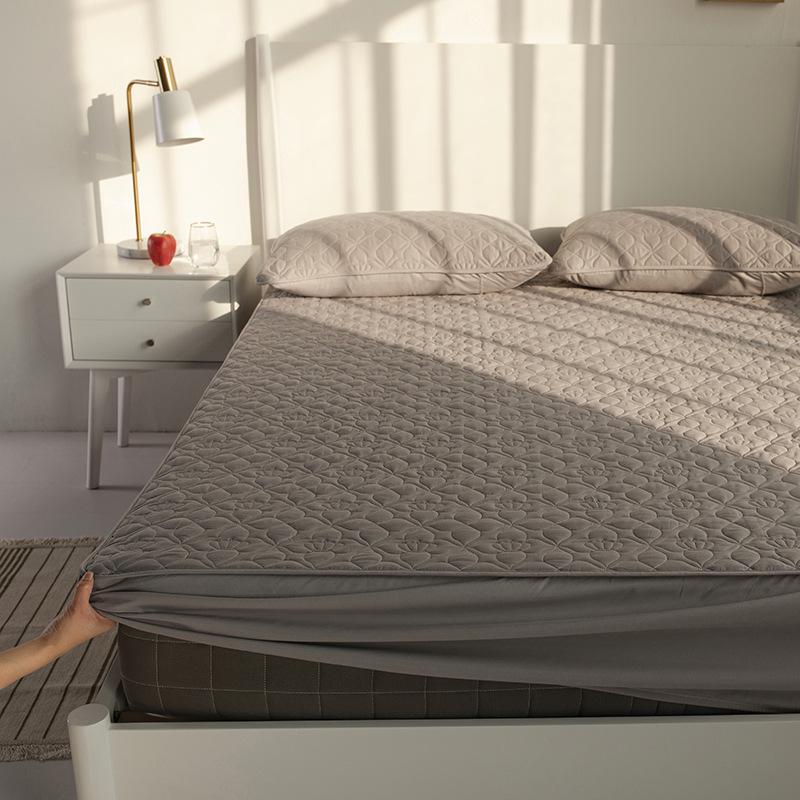 High-Density Quilted Cotton Mattress Protector with Pillowcase - Non-Slip, Thickened Fit