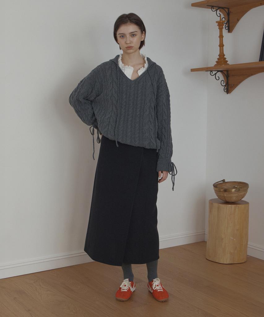 Poeteuseoul Cable Collar Knit_Charcoal