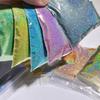 Fulgi de Glitter Aurii Iridiscenti cu Luciu Ridicat Rezistenți la Solvenți pentru Nail Art și Meșteșuguri DIY cu Rășină