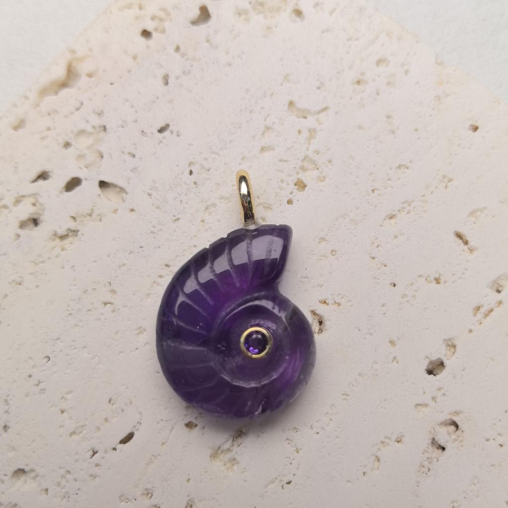 1pc Natural Stone Snail Shape Pendant Charm Amethyst Tiger Eye Carved Crystal Shell Jewelry Gift