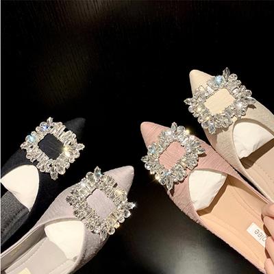Grape Mother, the Same 2025 Spring New Small Fragrant Wind French Flash Diamond Pointed Head Shallow Mouth Fairy Flat-soled Single Shoe Woman