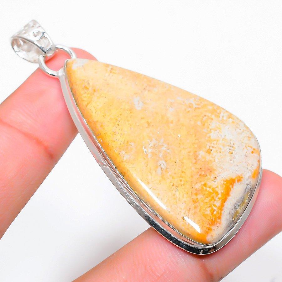

Fossil Coral Gemstone Handmade Ethnic Jewelry Pendant 2.48 SR-3469