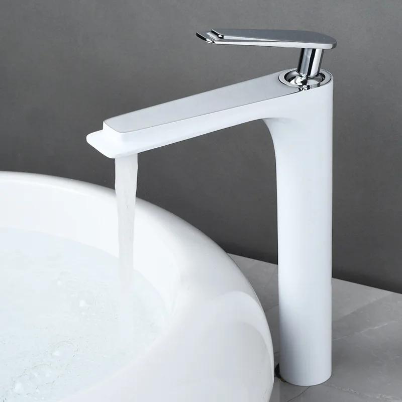 Northern Europe Basin Faucet Hot Cold Mixers Taps Deck Mount Bathroom Sink Basin Faucets Single Handle White Black Gold