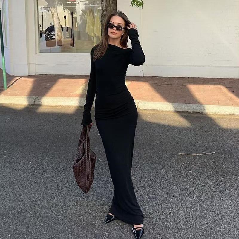 Sexy Young Woman Dress With Spliced Milk Silk Fabric And Pleated Long Sleeves For Casual Autumn Wear
