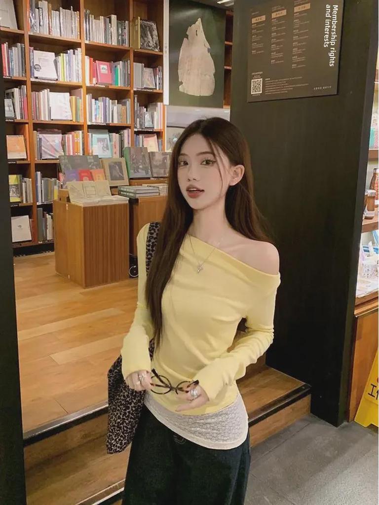 Gelbes schulterfreies, zweiteiliges, schmales Langarm-Top mit Spitzennähten für Damen – Herbstmode