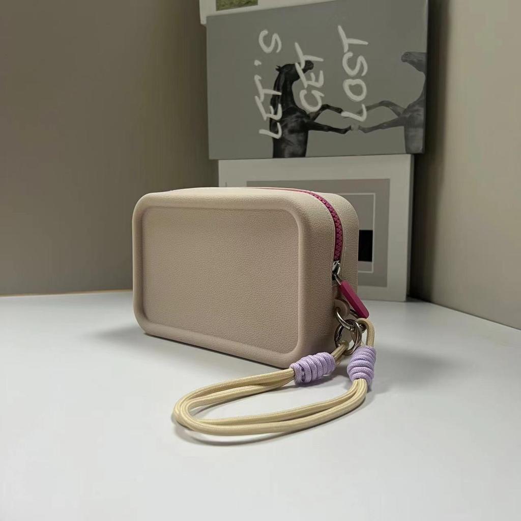 2024 Large Silicone Cosmetic & Jewelry Travel Bag - Waterproof & Portable Beauty Storage