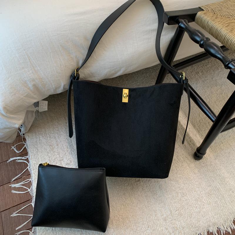 Beuteltasche Retro Wildleder Großraum Tragetasche Damen Herbst Neu Ein-Schulter Umhänge Mutter und Kind Tasche