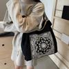 Women Fashion Embroidered Cashew Flower Nylon Shoulder Bag Casual Polyester Lining No-Closure Shopping Tote Bag CLE