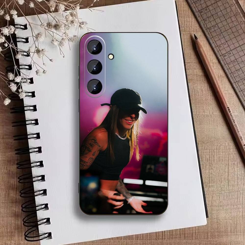 

Singer Young M-Miko Phone Case For Samsung Galaxy A73,A21s,A22,A31,A52,A53,A71,A41Soft Black Shell Samsung a32 4g