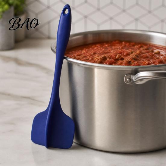 Labor-saving Kitchen Tool Silicone Quad Meat Chopper with 4 Blade, Non-stick Long Handle Smasher, Heat Resistant Ground Beef Tool, Essentials