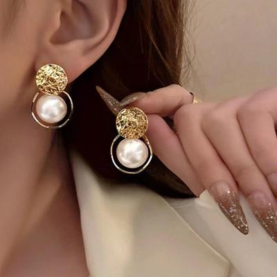 High-End Pearl Earrings: New 2025 Fashion, Elegant Niche Design