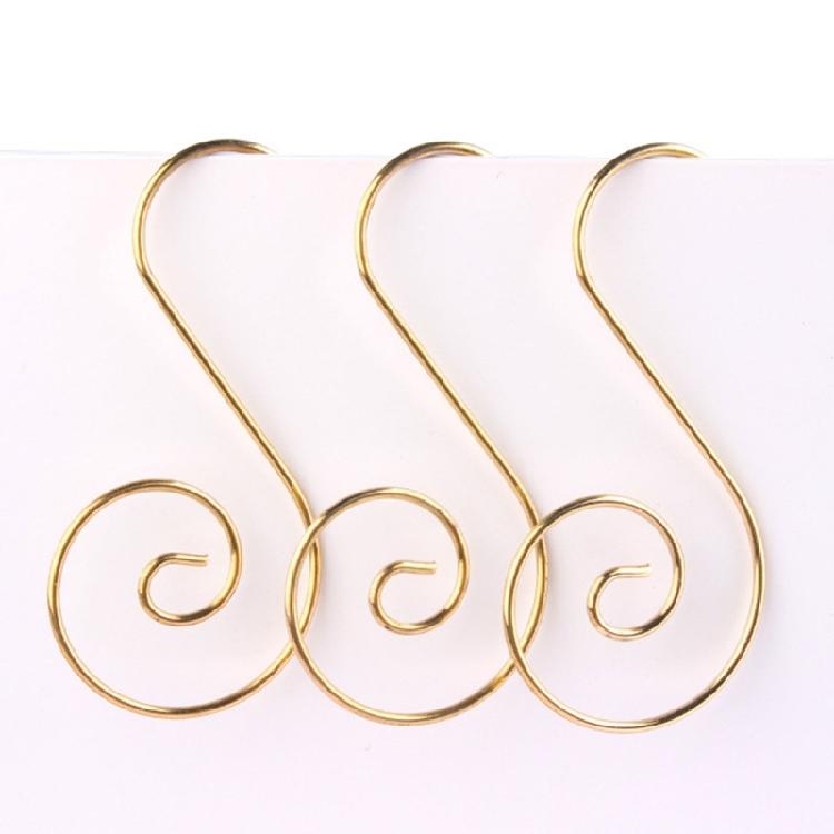 100pcs Christmas Tree Decoration Hooks S Shaped Hangers for Hanging Ornaments Metal Holiday Ornament Hanging Solution