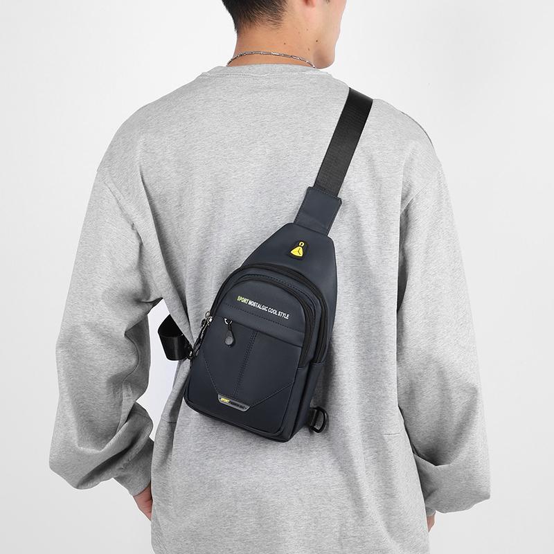 Men's Chest Bag Large Capacity Commuter Shoulder Bag Water-repellent Business Travel Crossbody Bag