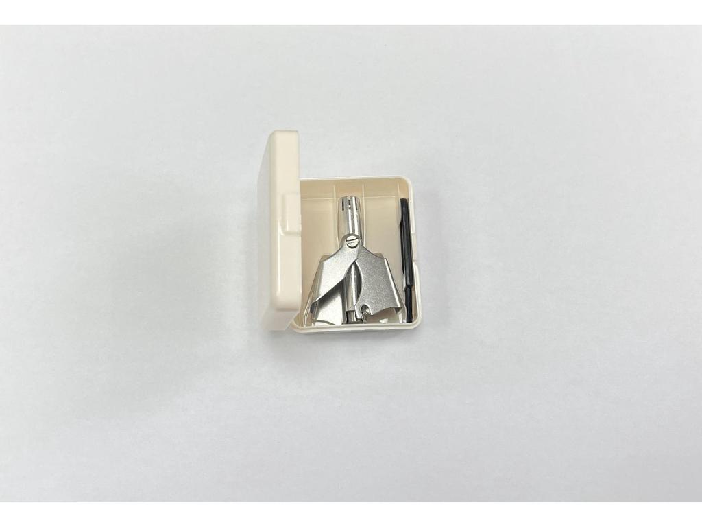 Affordable Stainless Steel Manual Nose Hair Trimmer - Washable Unisex Grooming Tool