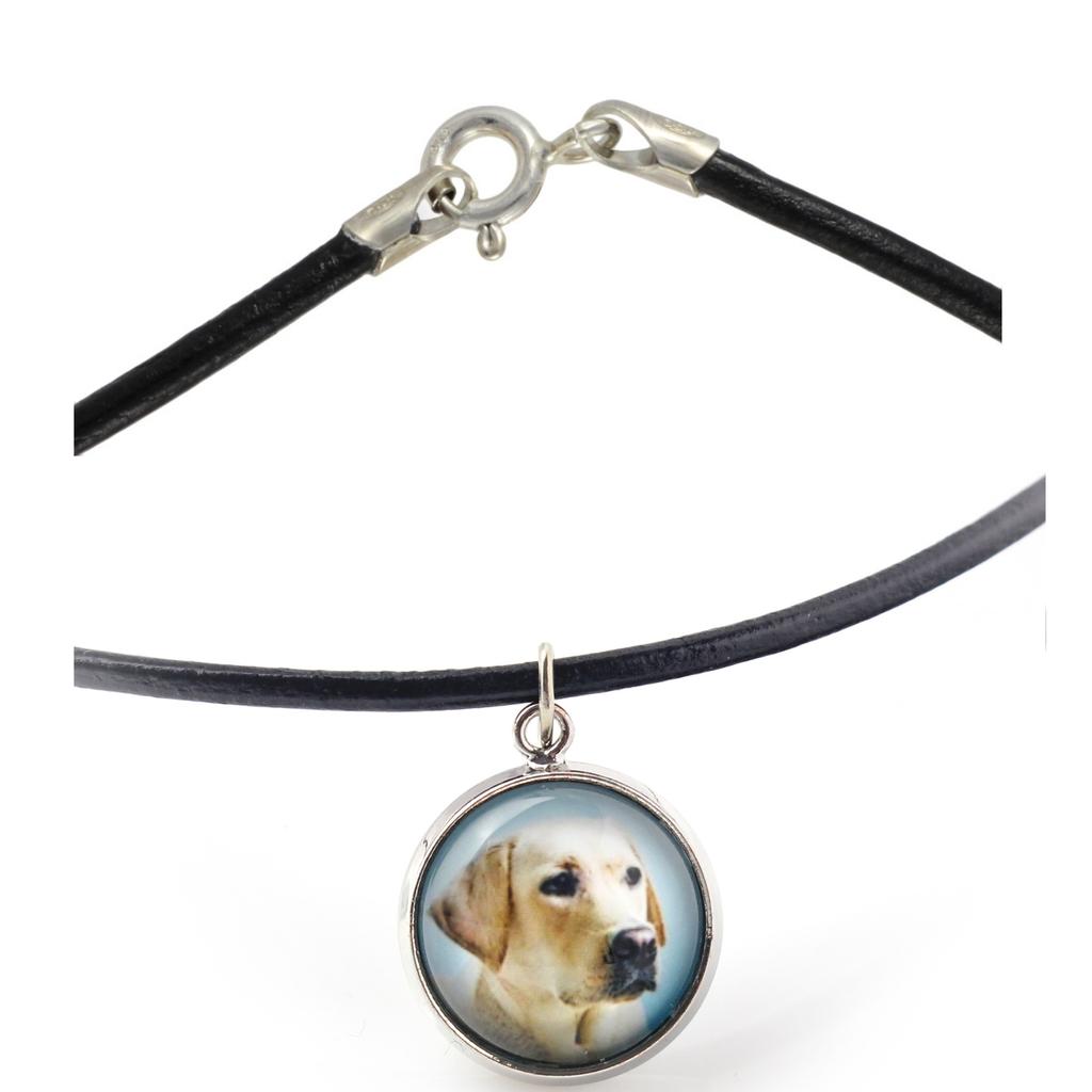 Labrador Retriever I – Necklace in a box, elegant decoration | Art-Dog