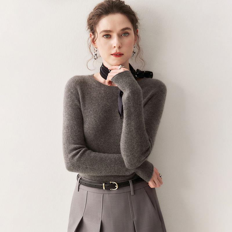 2025 Women's Seamless Cashmere Slim Fit Sweater - Autumn/Winter Knit, Skin-Friendly Round Neck