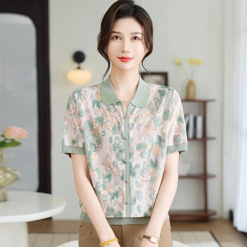 

Trendy 2026 Ice Silk Lapel Knit Top for Moms - Short-Sleeved, Stylish for Middle-Aged & Elderly Women 115 (recommended 110-135 jin)