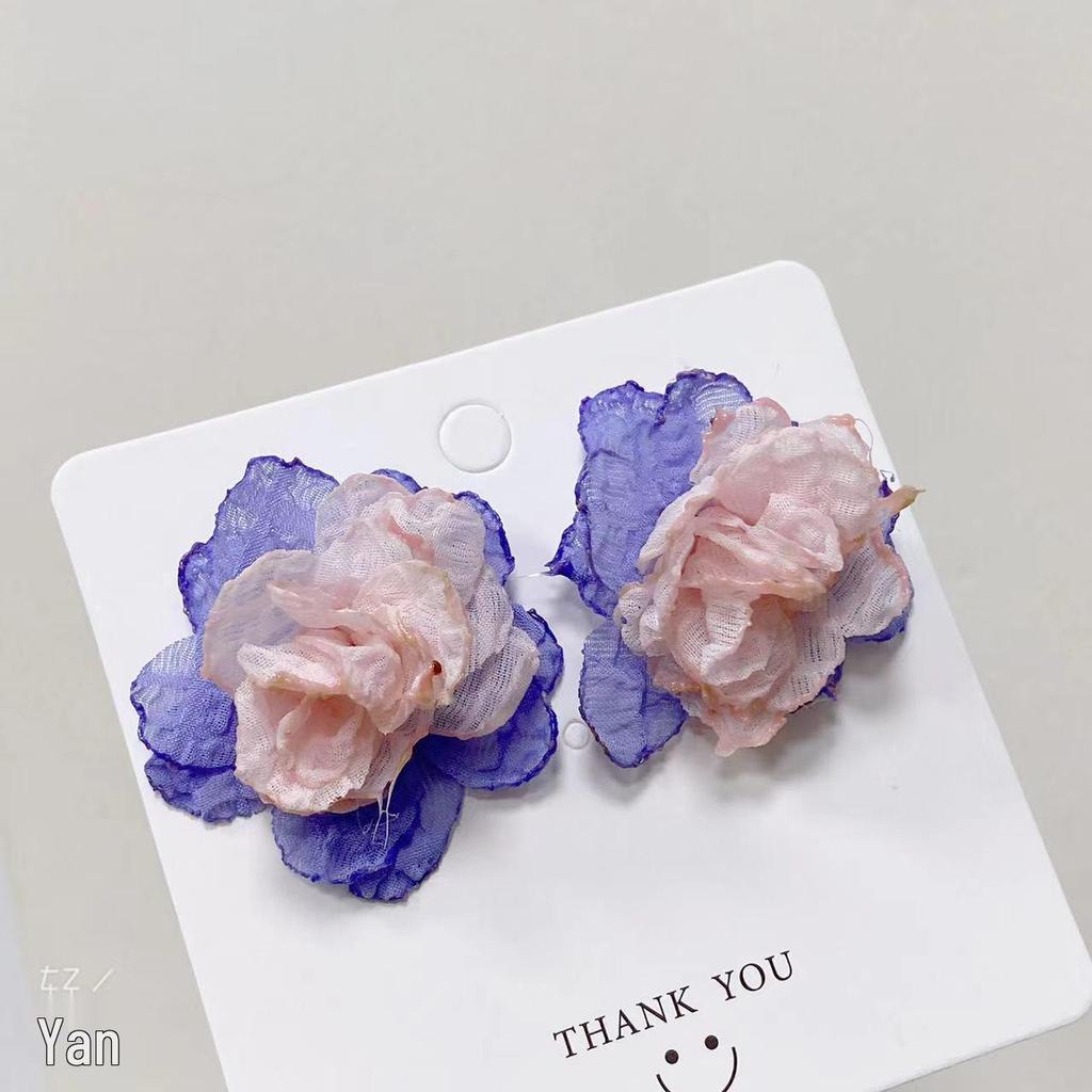 Red Retro Hong Kong Style Flocking Flower Bow Earrings - Elegant Long Design for Women, Perfect for Autumn and Winter Seasons