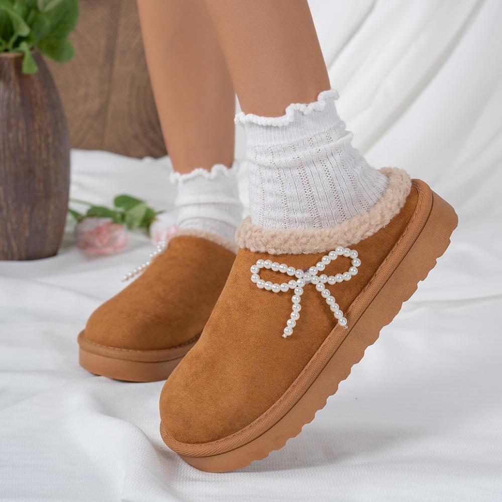 Fashion Winter 2025 Warm Fluffy Woman Slippers Soft Bottom Thick Plush Clogs Women Casual Comfortable Platform Slippers