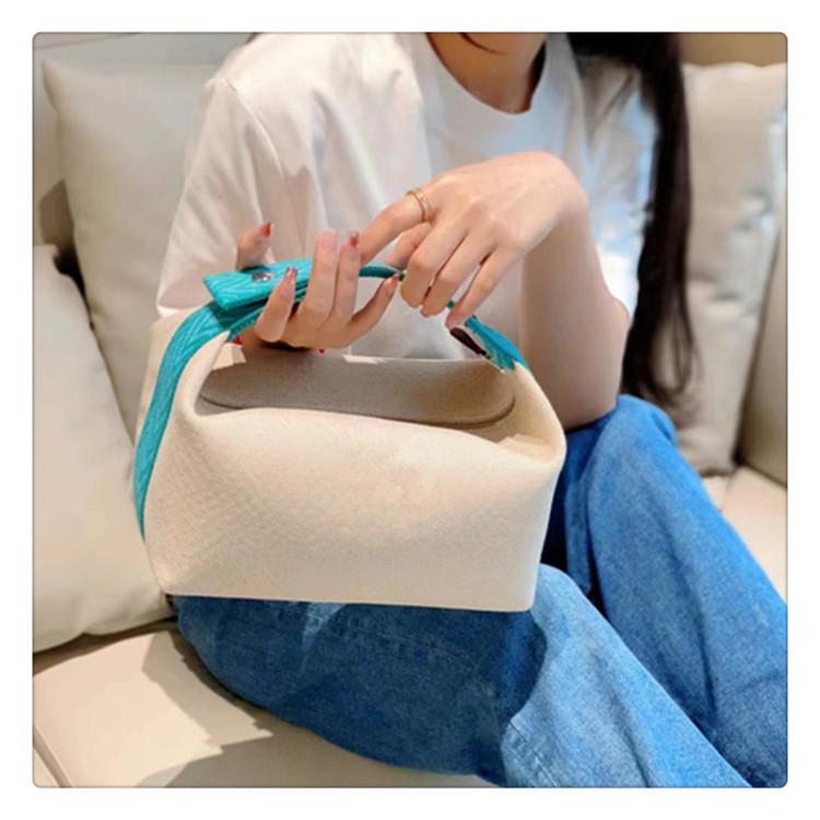 2025 Contrast Color Canvas Lunch Bag & Toiletry Cosmetic Handbag - Women's One-Shoulder Large Capacity