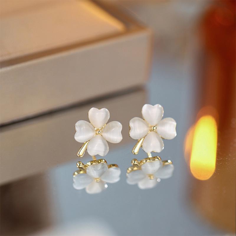 S925 Silver Flower Stud Earrings: 2023 Trendy High-End Minimalist Light Luxury Design for Women