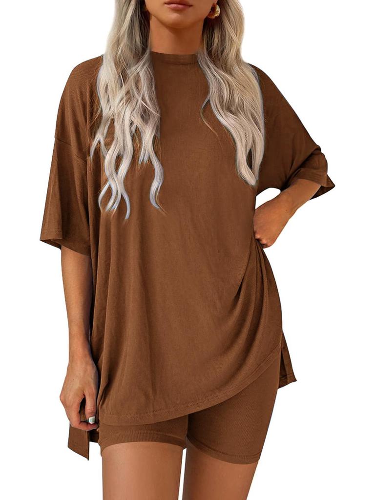 2026 Euro-American Casual Solid Color Loose-Fit Short-Sleeved Top & Shorts Two-Piece Sports Set