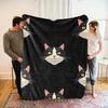 1pc Cozy Cat-Themed Flannel Blanket - Soft, High-Quality Digital Print, Polyester, All-Season Use, Perfect Gift for Family