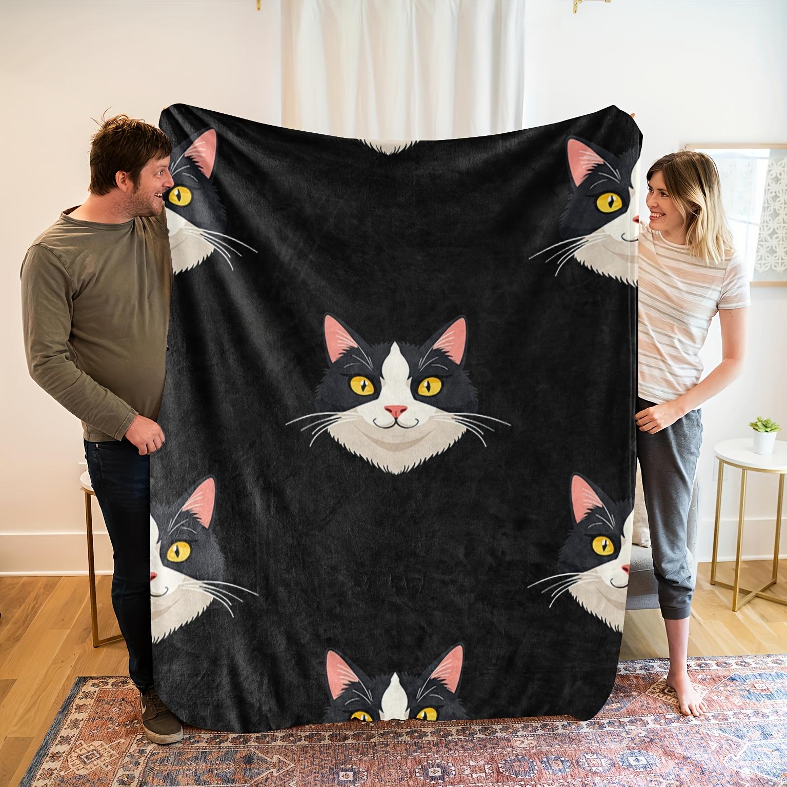 

1pc Cozy Cat-Themed Flannel Blanket - Soft, High-Quality Digital Print, Polyester, All-Season Use, Perfect Gift for Family 130x150cm51x59in