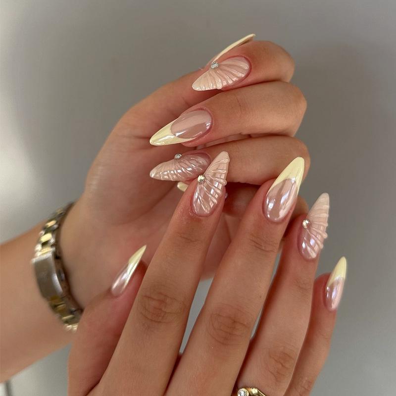 

Гусино-желтые накладные ногти с французским кончиком и 3D дизайном ракушки, средней длины, 24 штуки, съемные Glue Variant