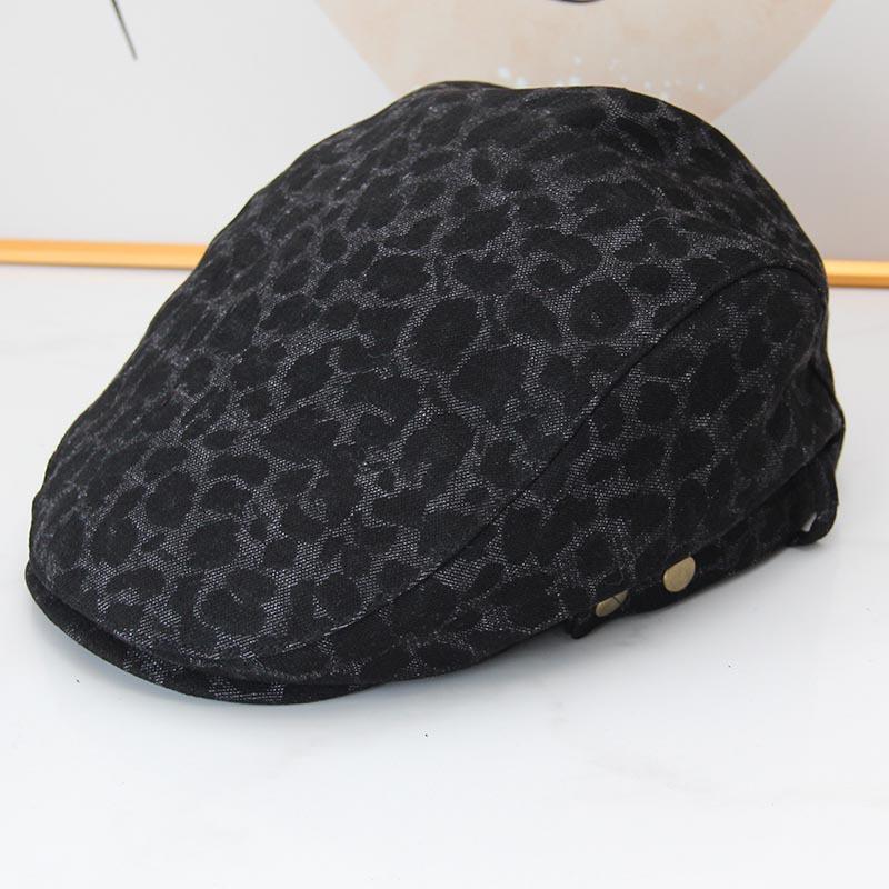 Classic American retro leopard print forward hat women's big head circumference autumn and winter peaked hat fashion warm face small beret