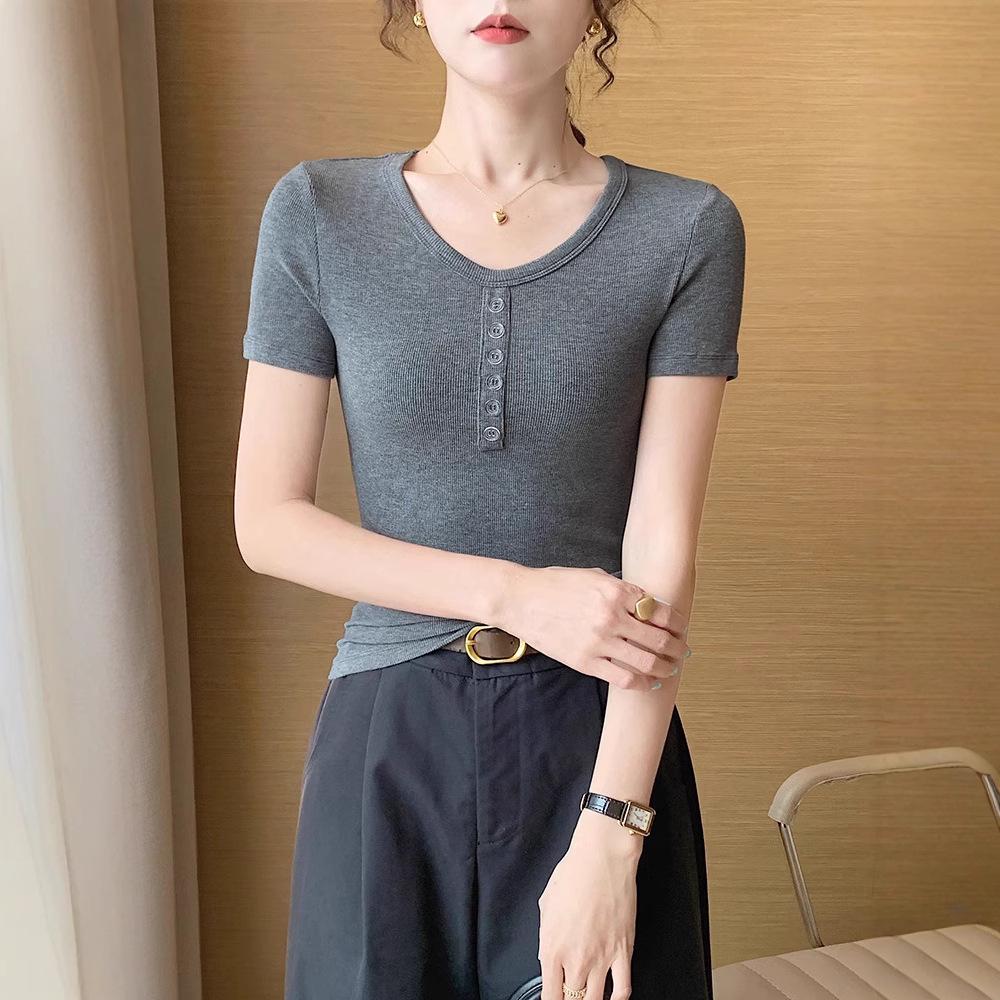 

Women s Dark Gray Ribbed Button Half-Sleeve Top - Summer 2024 Slim-Fit Design L [96-108 lbs]