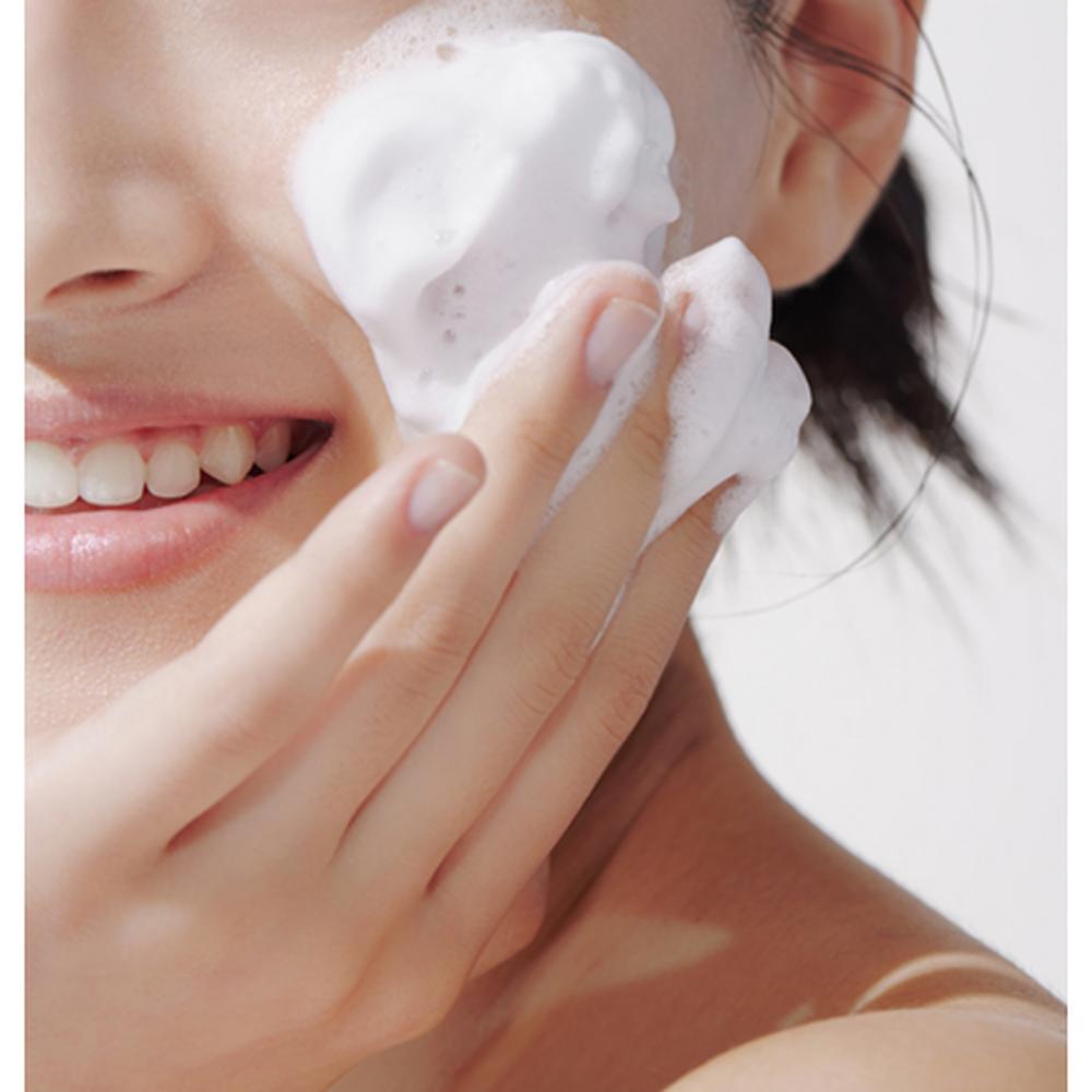 Aestura Theracne 365 Clear Pianka Głęboko Oczyszczająca 200g – Głębokie Oczyszczanie, Wsparcie w Leczeniu Trądziku, Koreańska