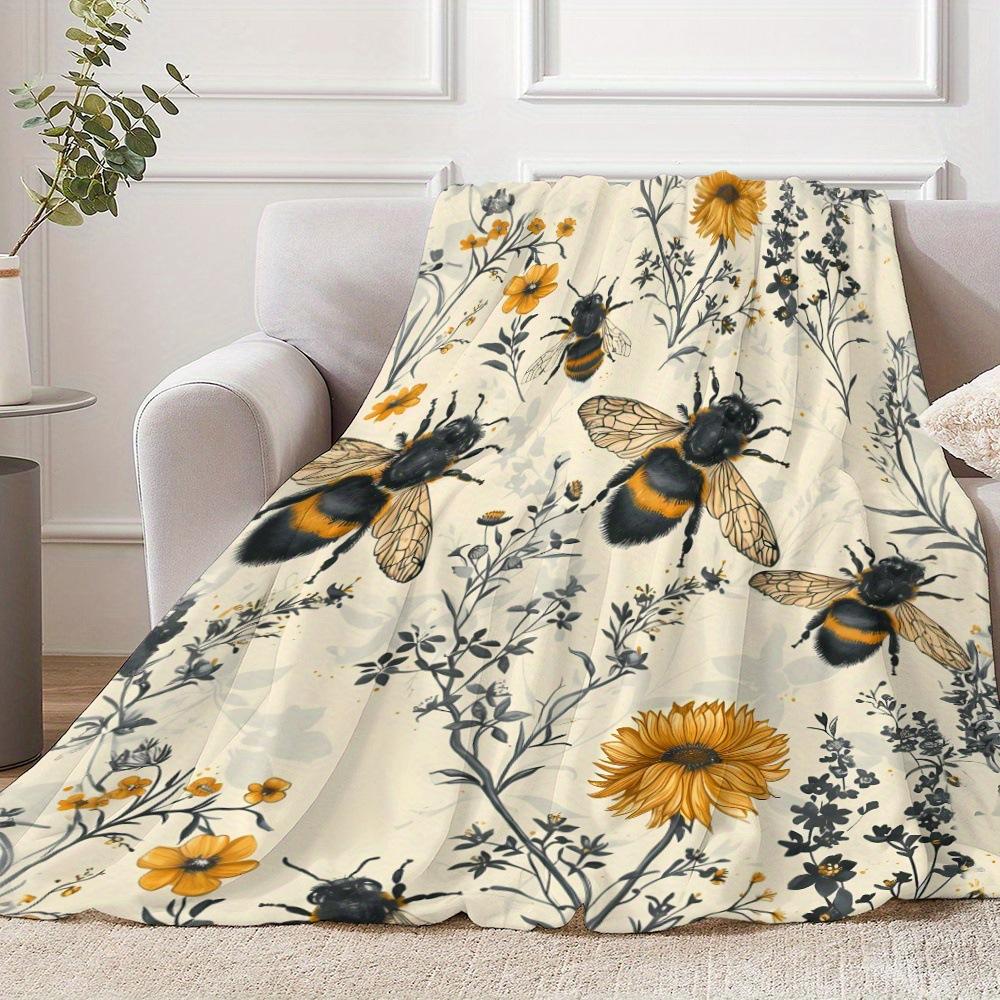 Bee Blanket Flower Printed Flannel Blanket Air Conditioning Blanket Nap Blanket