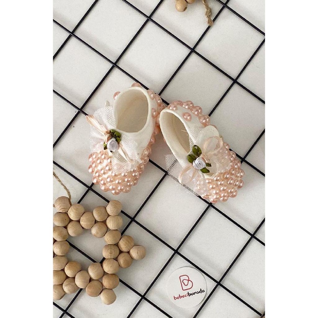 Baby Booties With Pearls