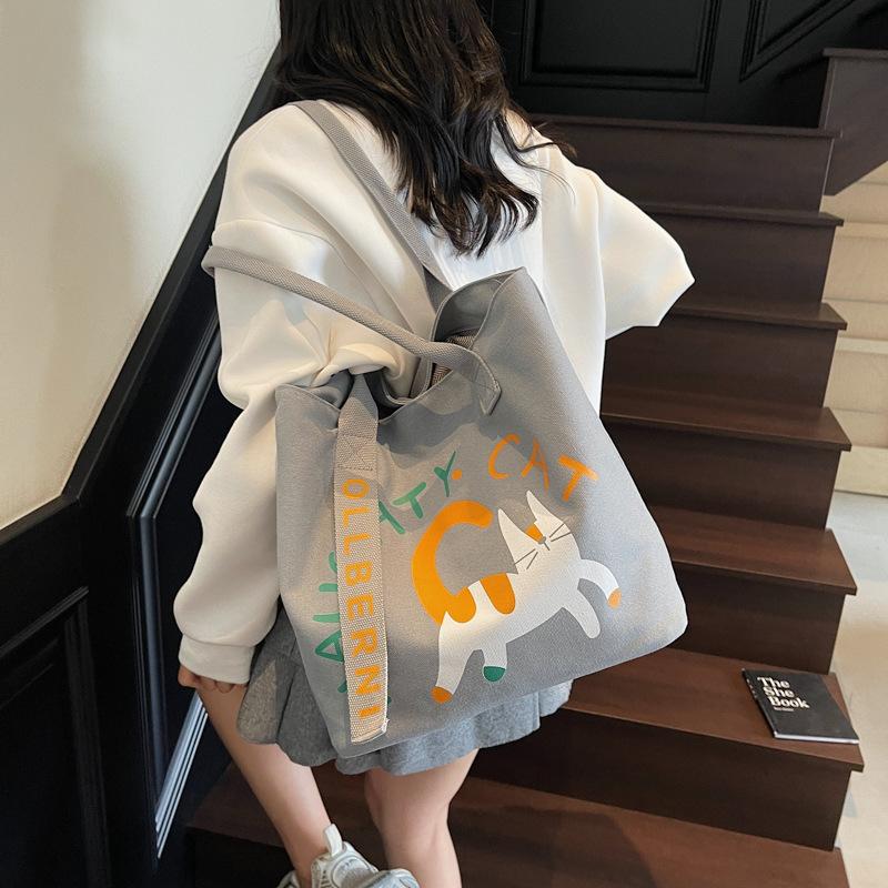 Niche Design Autumn New Foreign Style Personalized Fashion Shoulder Tote Bag 2025 Casual Women's Large-capacity Bag