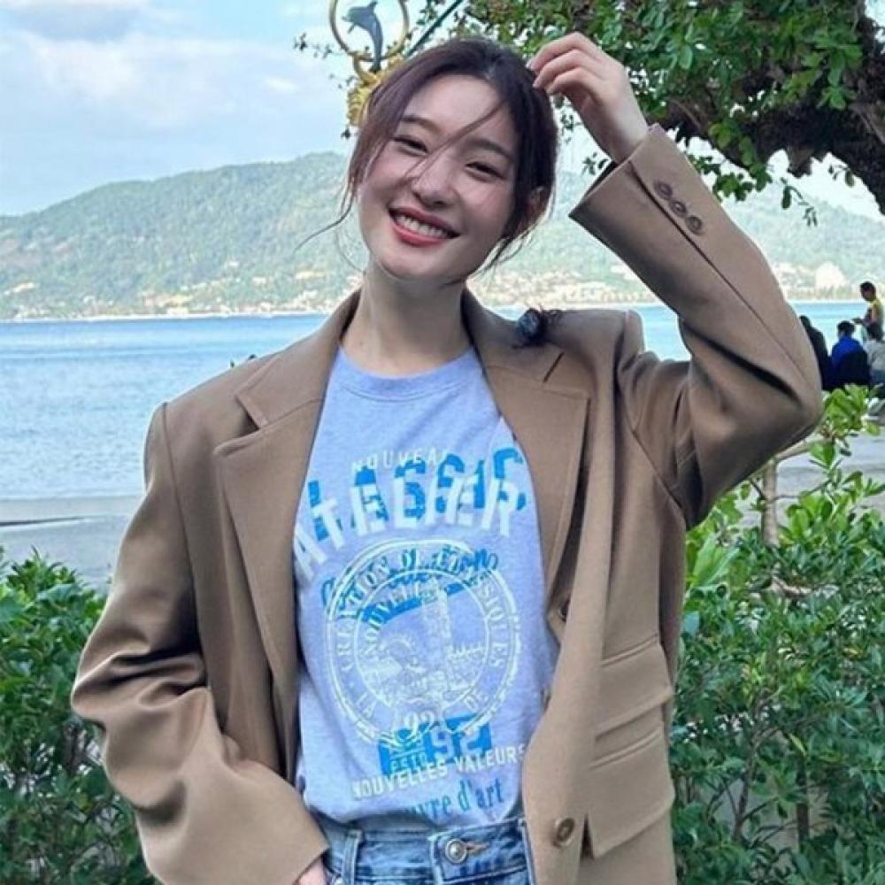 

On On Minimal Stitch Point Jacket New4xj214 BEIGE/55